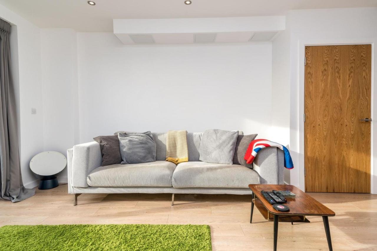 New 2Bd Flat 4Mins To Excel Centre Fast City Links Apartment ลอนดอน ภายนอก รูปภาพ