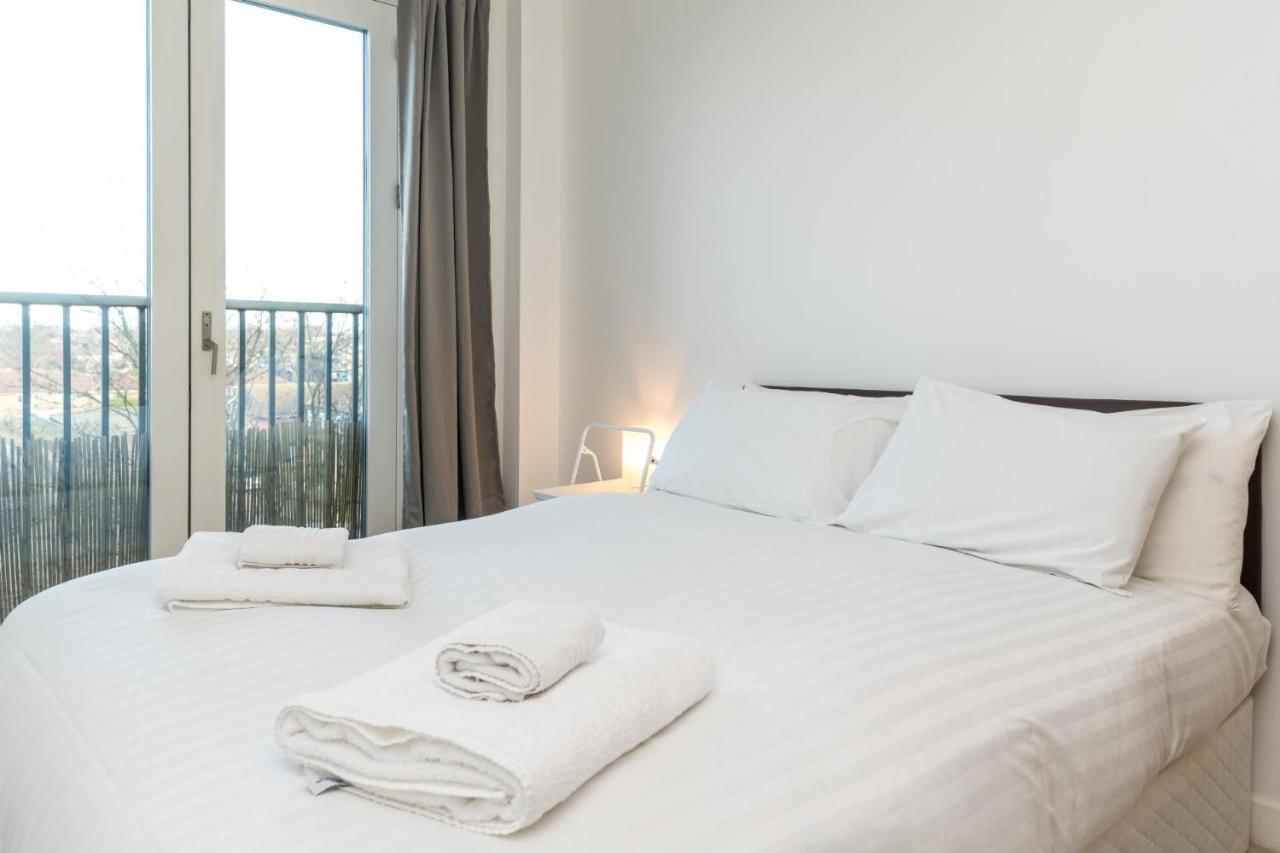 New 2Bd Flat 4Mins To Excel Centre Fast City Links Apartment ลอนดอน ภายนอก รูปภาพ