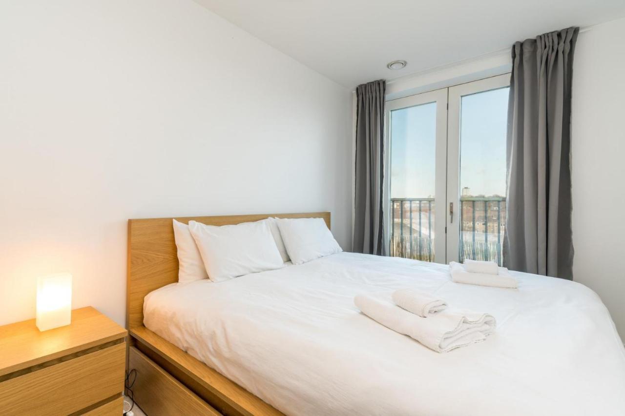 New 2Bd Flat 4Mins To Excel Centre Fast City Links Apartment ลอนดอน ภายนอก รูปภาพ